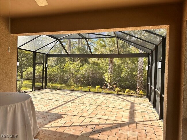 Photo - 11878 Bourke Pl