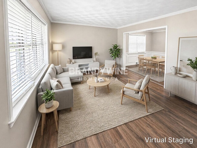 Photo - 3076 Emerald St