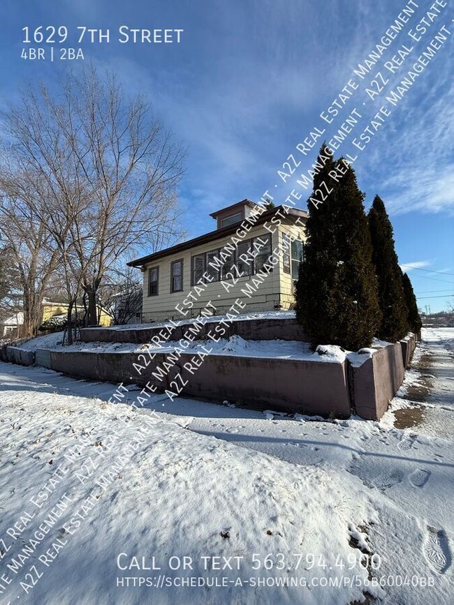 Spacious 4 Bedroom, 1.5 Bath House! - Spacious 4 Bedroom, 1.5 Bath House!