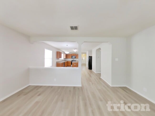 Photo - 8410 Stone Chase