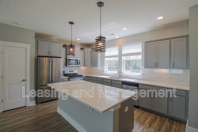 Photo - 328 Parish Farms Dr