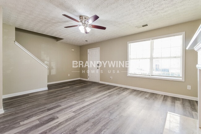 Photo - 6106 Ruth St SW