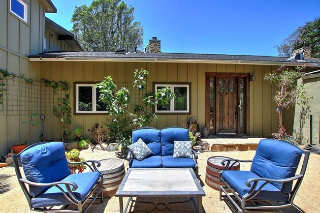 Photo - 3021 Hidden Valley Ln