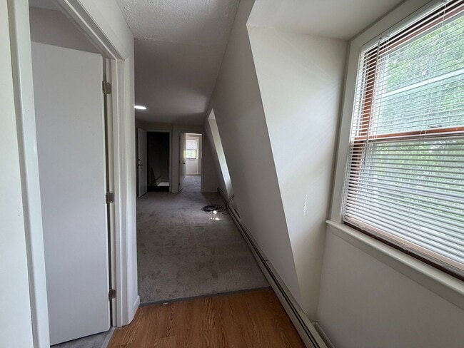 Photo - 682 Beech St Unit 6