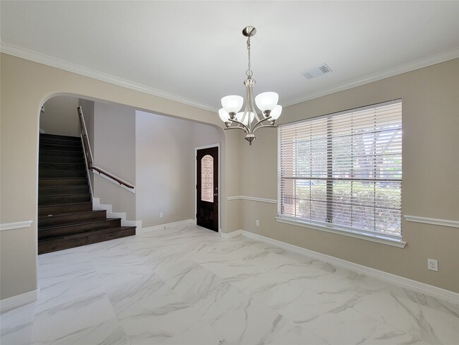 Building Photo - 11130 Celano Dr