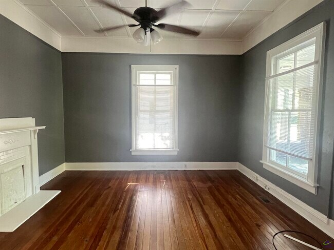 Photo - 310 Central Ave