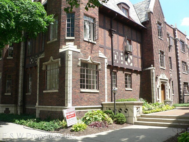 Photo - 775 E Broad St