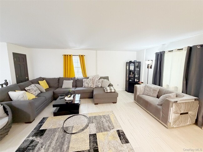 Building Photo - 276 Temple Hill Rd Unit 2510