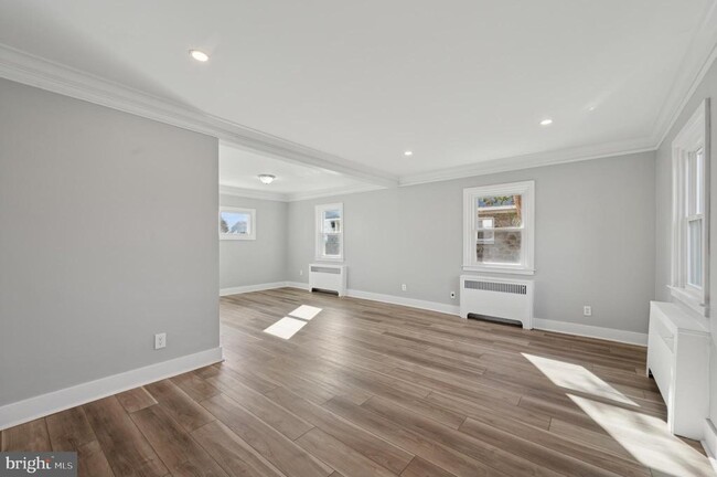 Photo - 1230 MacDade Boulevard House