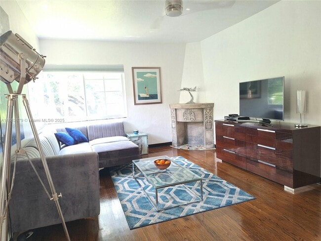 Photo - 1227 Meridian Ave Condo Unit 3