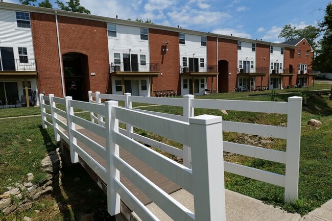 Photo - Arbors North