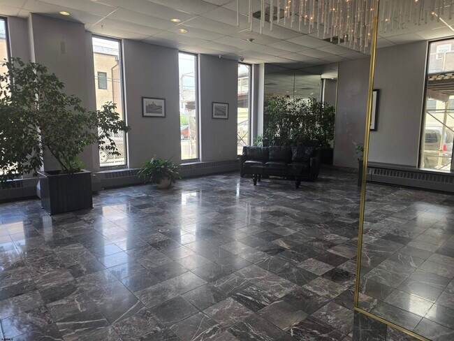 Photo - 3817 Ventnor Ave Unit 1001