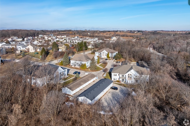 Photo - Modern 2-Bed/2-Bath Condo Style Apartments Available Now! Unidad 610 - #6