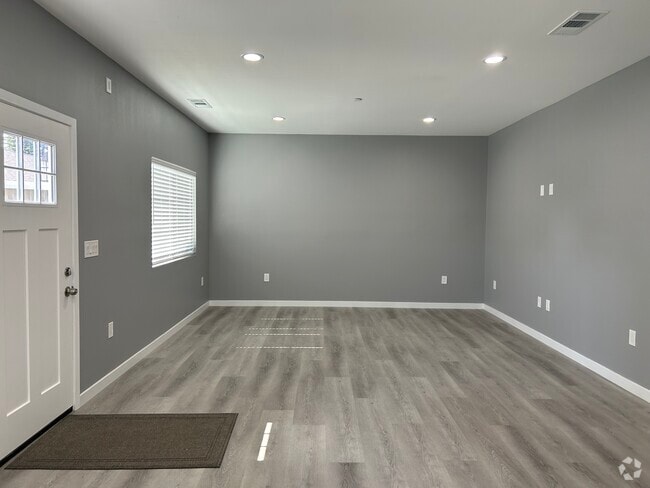 Building Photo - 11656 Adenmoor Ave Unit A Rental