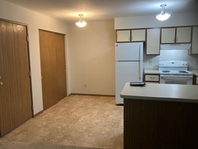 Photo - Beacon Ave Apartments