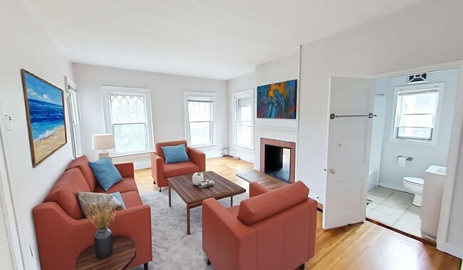 30 Oxford St Unit 3