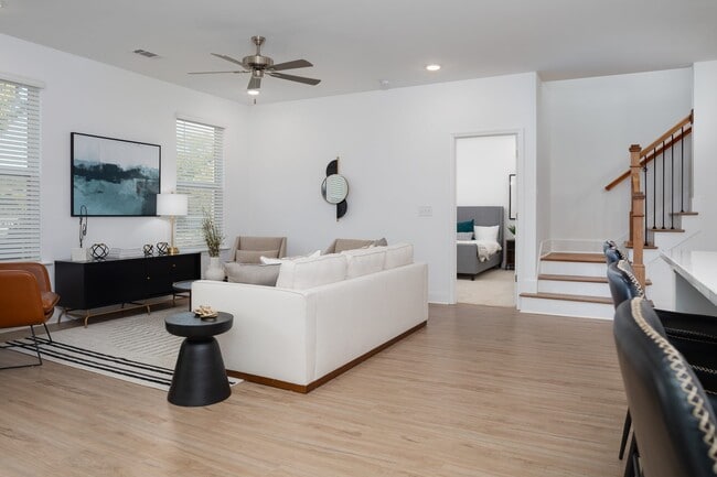 Photo - Hartman Hill