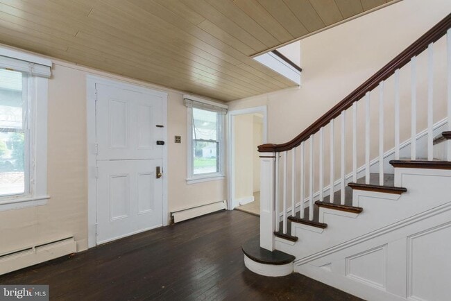 Building Photo - 124 Washington Rd Rental