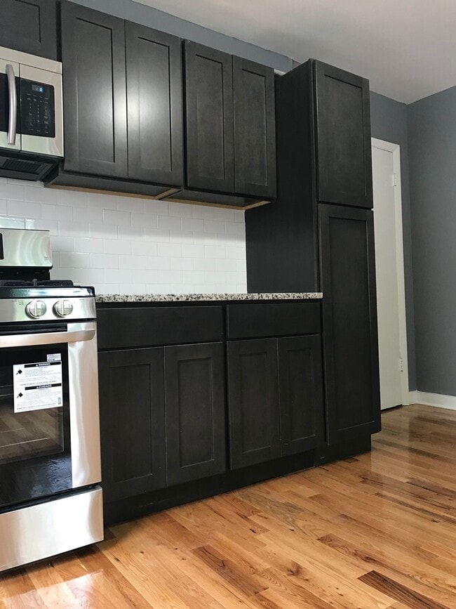 378 Orchard St Unit 2nd Fl