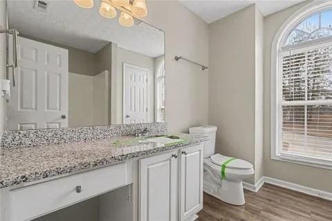 4108 Robin Cir