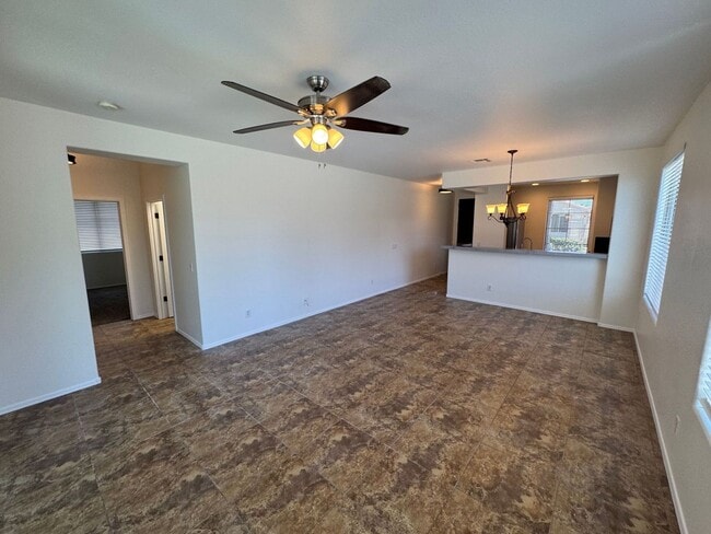 4133 E Cherry Hills Dr