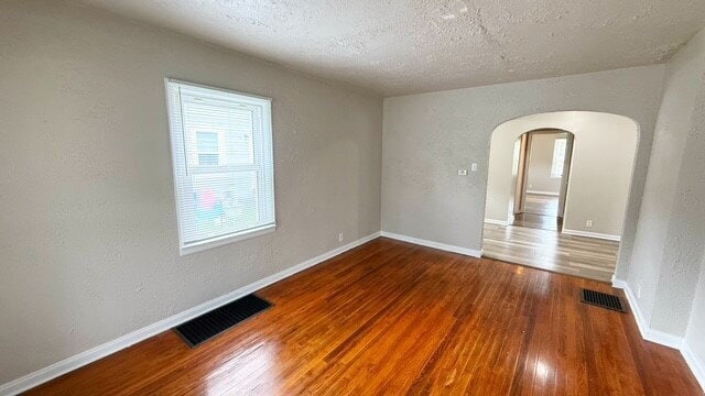 Photo - EAST SIDE UPDATED 3 BEDROOM 2 BATH HOME AVAILABLE NOW!