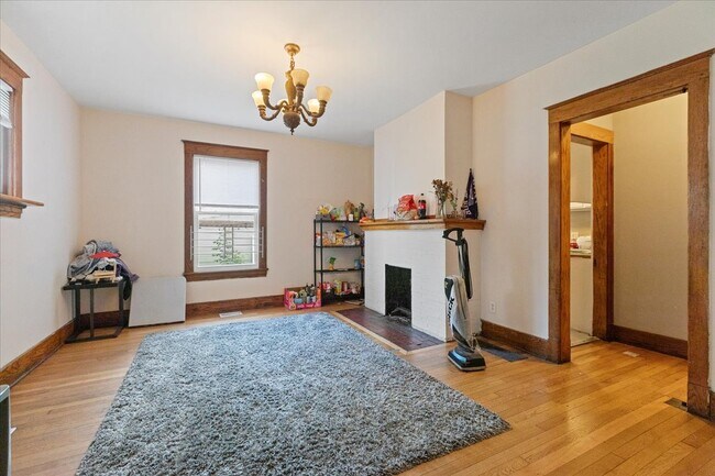 Photo - 1117 Foster St