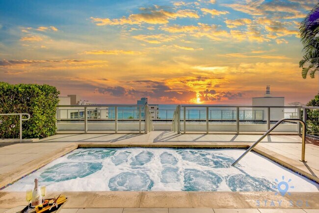 Building Photo - 777 N Ocean Dr Unit ID1227222P Rental
