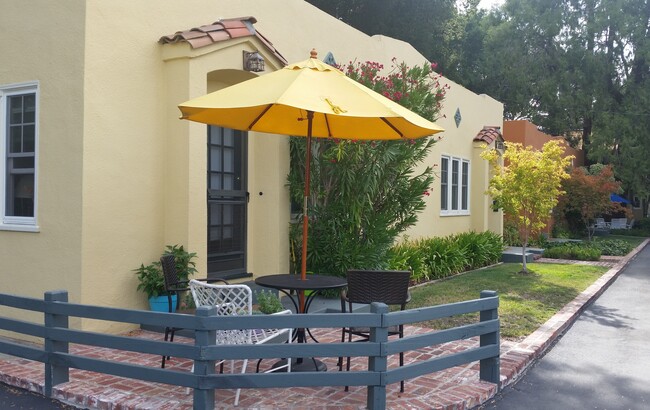 Photo - Hawthorne Gardens