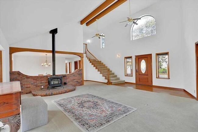 Photo - Large 4-bedroom Remodeled home in Lake Wildwood, Penn Valley, CA 95946