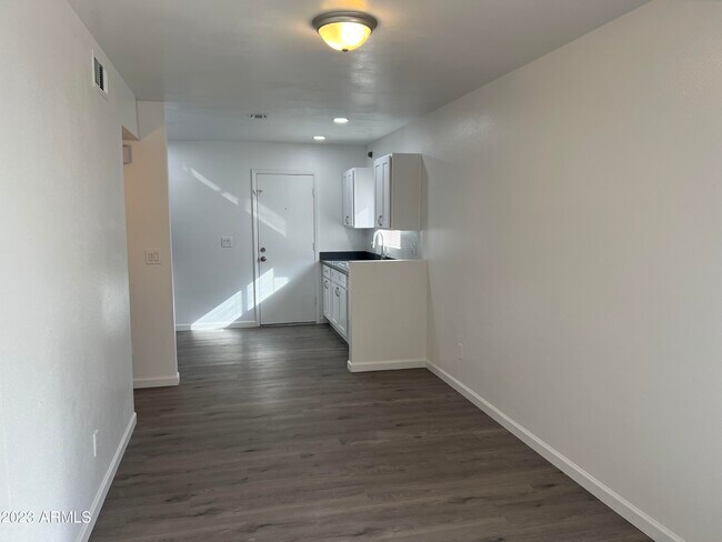 Photo - 2028 W Lawrence Rd Unit 1