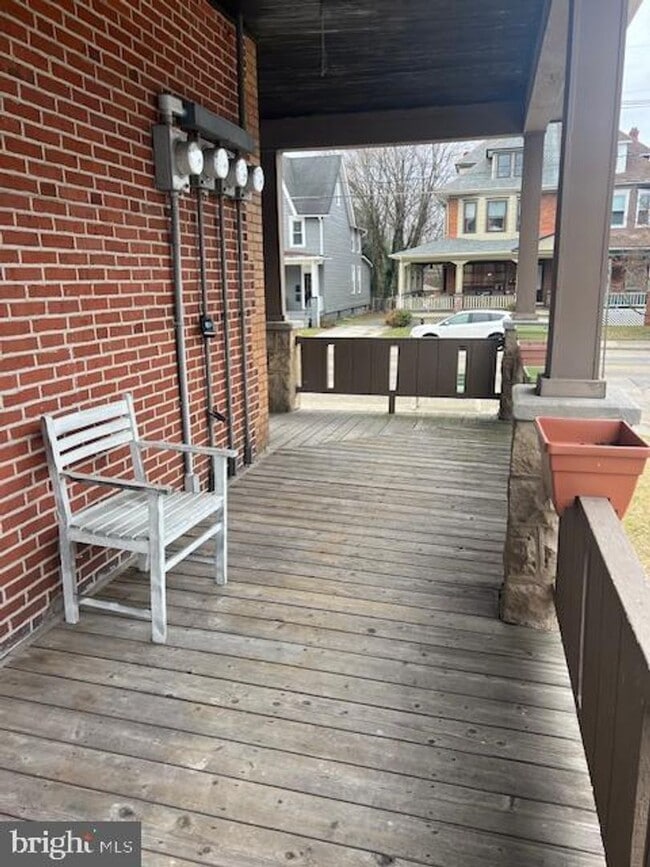 541 Haddon Ave Unit 2nd Floor, Apt B