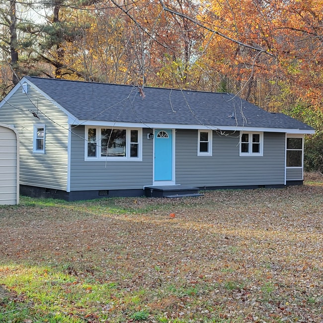 Building Photo - 15016 Courthouse Rd