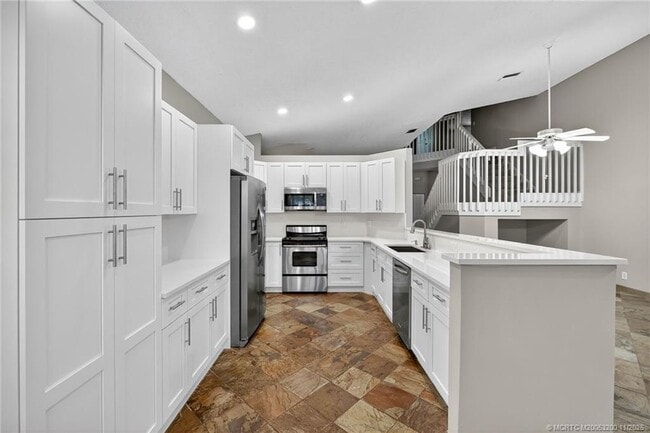 Photo - 2274 SW Olympic Club Terrace