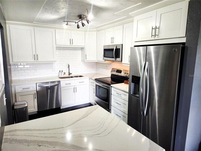 Photo - 4651 1st St NE Unit 306