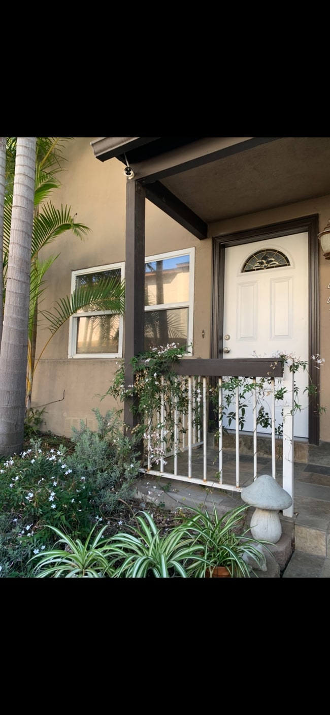 Photo - 4413 1/2 Illinois St Unit 4413.5