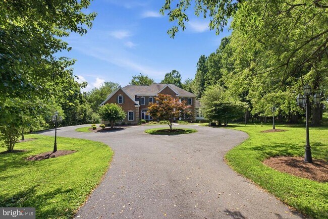 14140 Seneca Rd