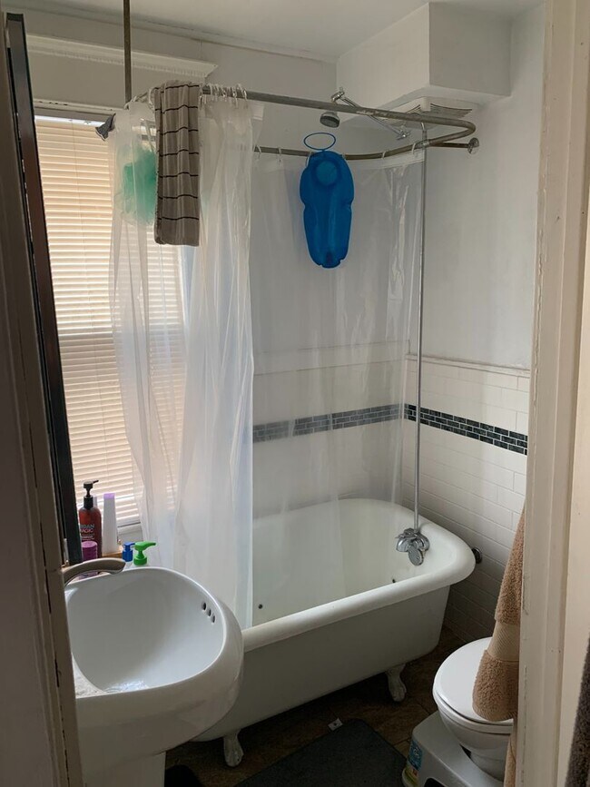 960-19TH - 960-19TH Apartment Unit 3