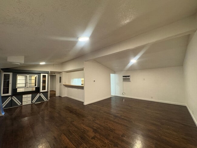 Photo - 3701 Gun Club Rd