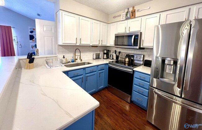 Photo - 341 Waters Edge Ln Unit 341
