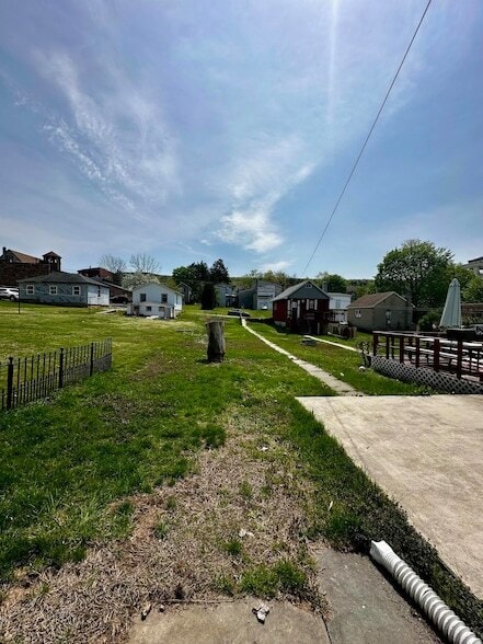 Photo - 320 North St