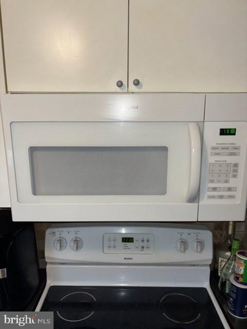 Photo - 137 High St E