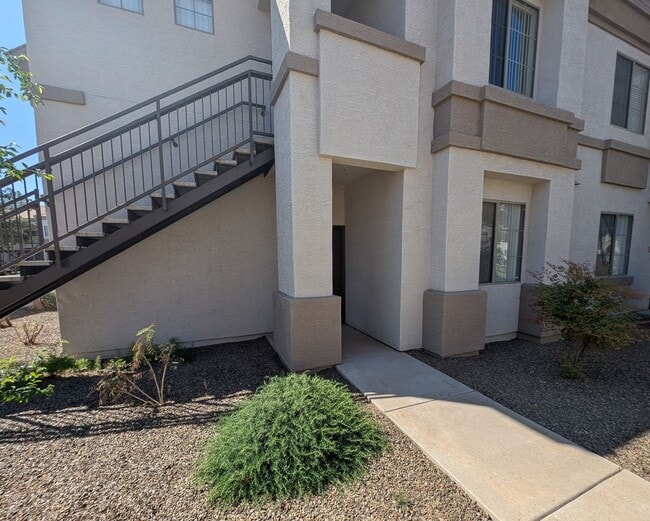 Photo - 2 Bedroom Condo Unit in the Solana Condominium Homes Community Near E Baseline Rd and Higley Rd!