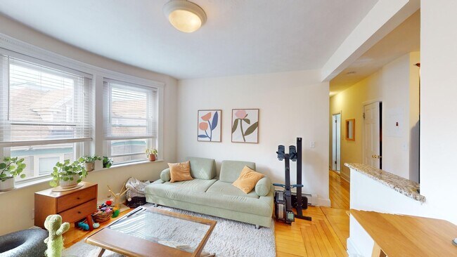 Photo - 672 Washington St Unit 672-4