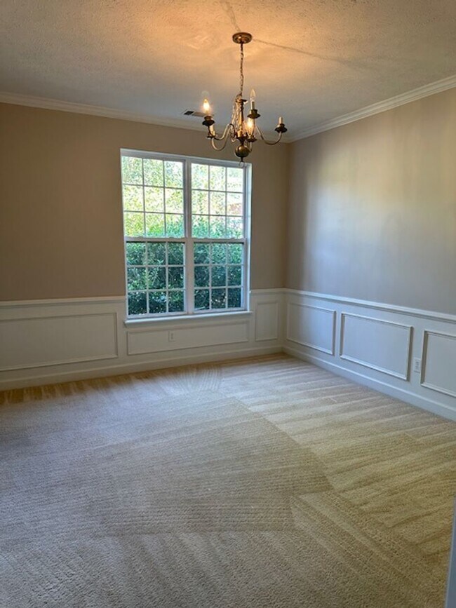 Great 4 BR, 2.5 BA, 2159 SF home FOR RENT House Rental in