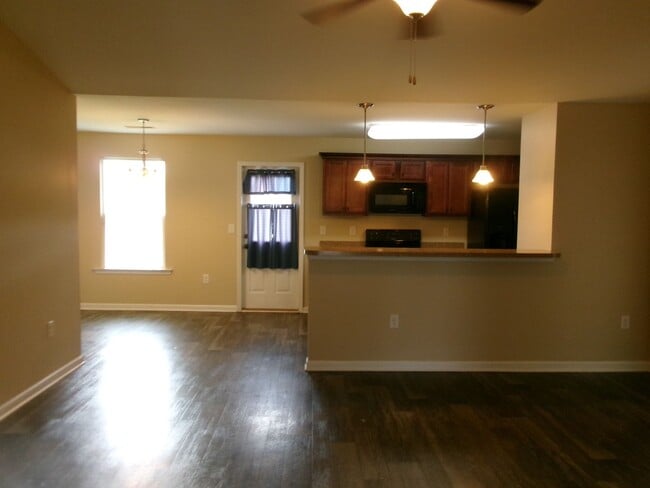 Photo - 3 bedroom, 2 bath home conveniently located in Conway