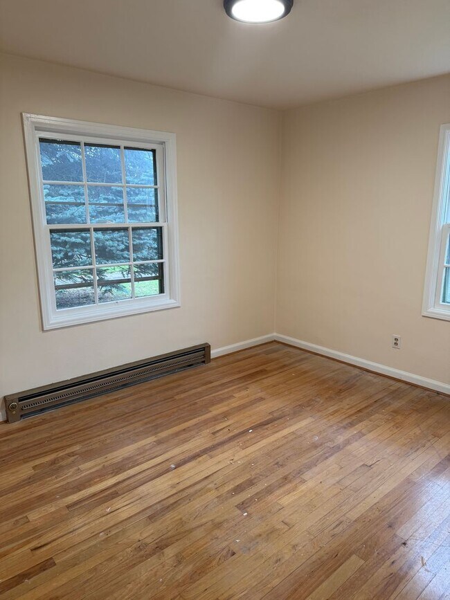 Photo - TIP TOP ON TYLER