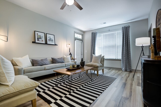 Photo - Continuum 115