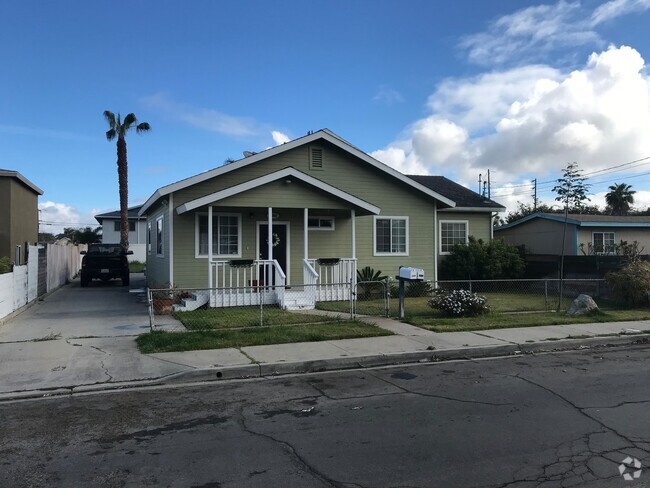 Building Photo - 1642-1644 Donax Avenue Unit 1642 Rental