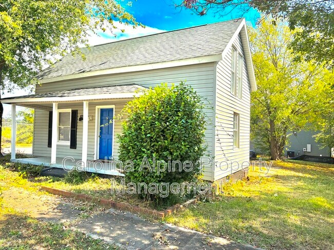 Photo - 63 Hill St